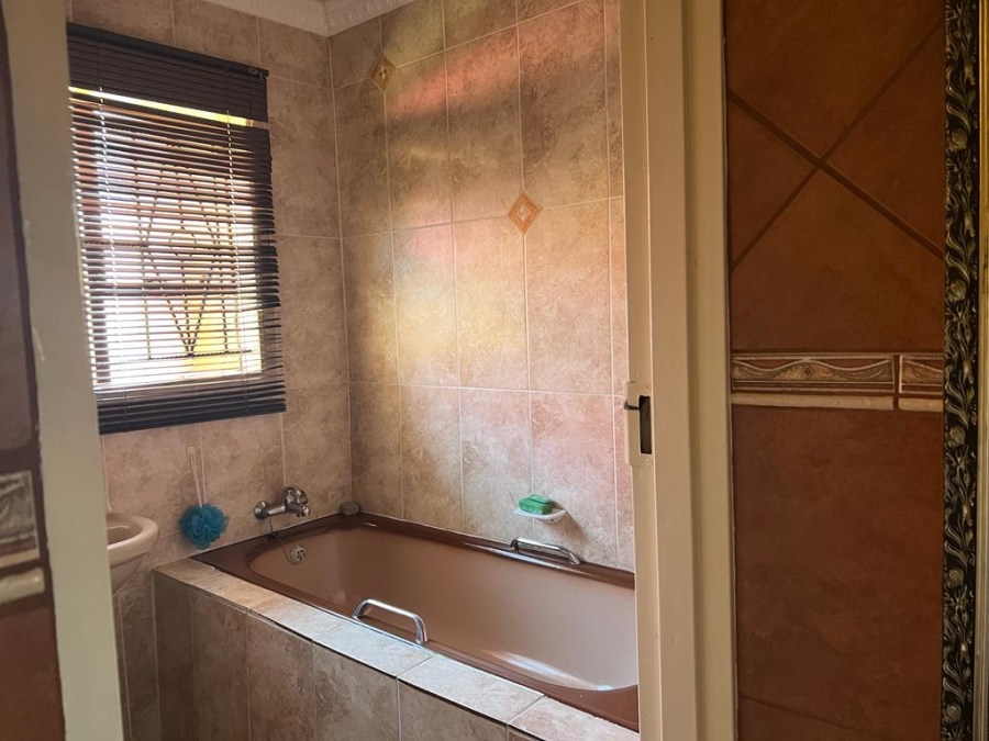 3 Bedroom Property for Sale in Grasslands Free State